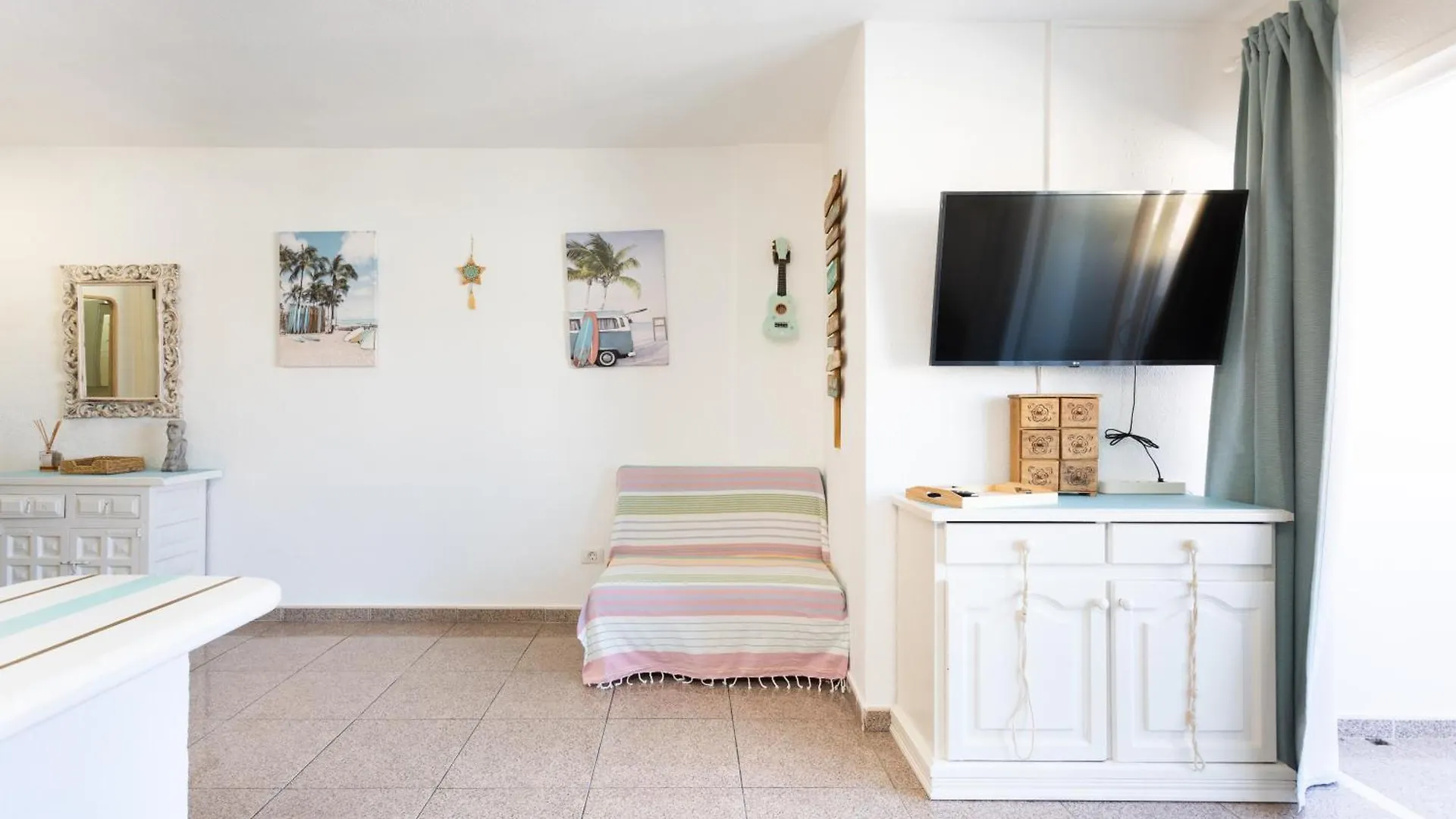 פלאייה דה לאס אמריקס Home2Book Surf Vibes Apt Las Americas, Pool